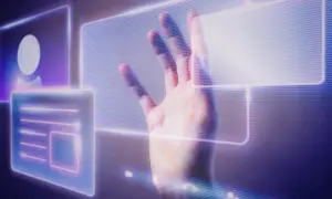 Dłoń dotyka interfejsu, usprawniając procesy sprzedaży dzięki **sales force automation**.