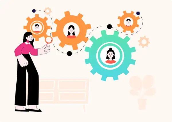 Kobieta z lupą analizuje mechanizm zębaty z portretami ludzi, symbolizujący systemy zarządzania wiedzą.